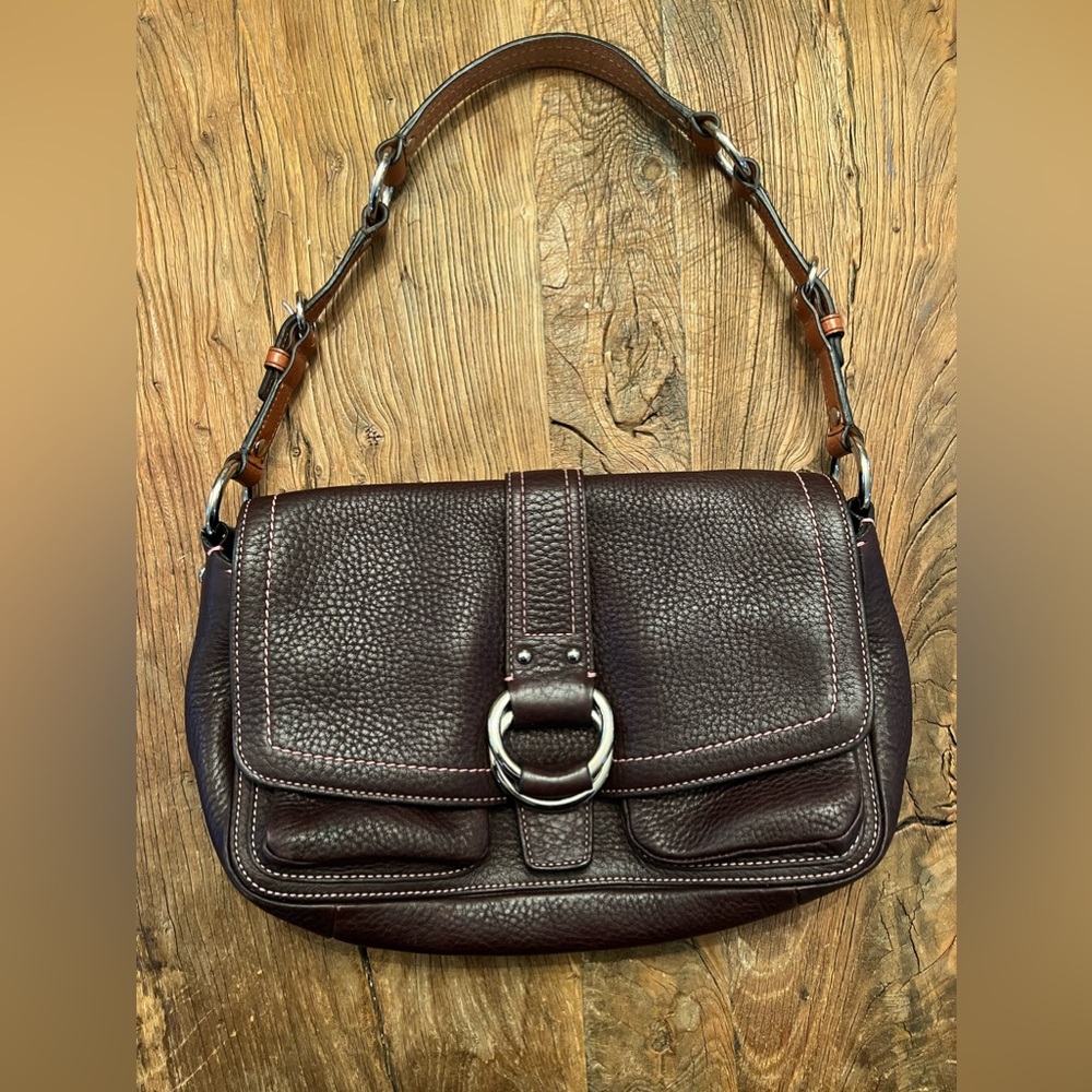 🌸Coach🌸pebble leather bag. Brown and pink stitching - Picture 12 of 16